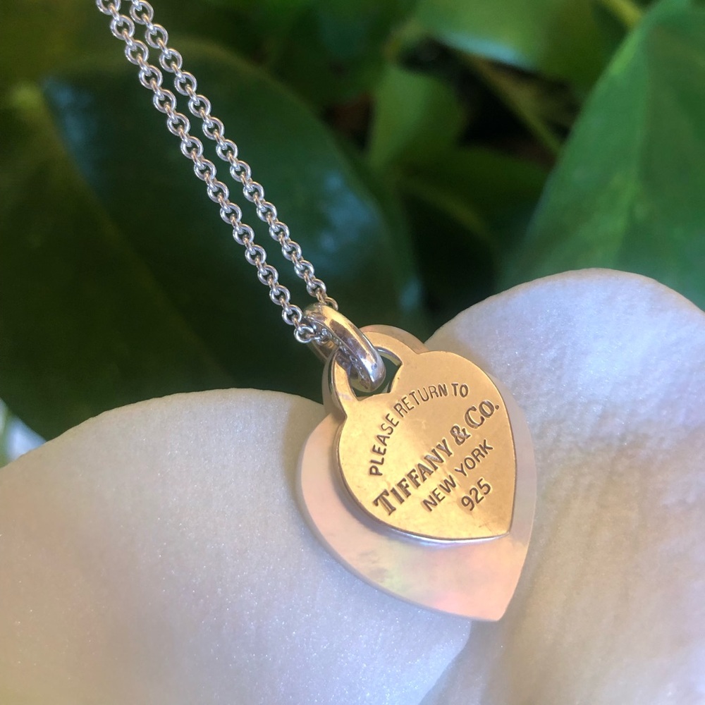 Tiffany & Co. Double Heart Tag 925 Sterling & Mother of Pearl Necklace - Picture 3 of 9